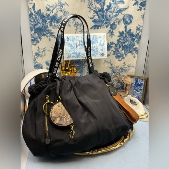 🆕 SEE BY CHLOE 🧿 NWOT Flo Shoulder Bag, Black Nylon - Picture 3 of 16